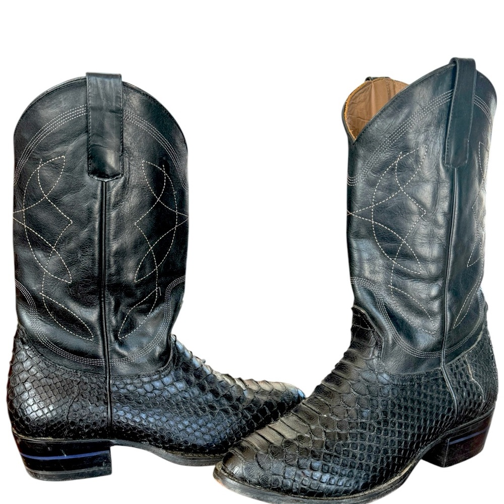 Beautiful Alvies 6th Street Python Cowboy boots size 8.5 EE.